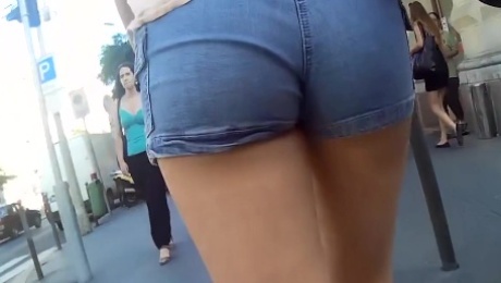 lovely ass in short jeans