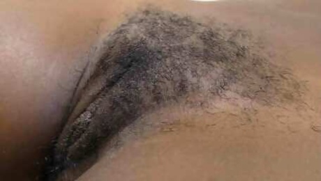 Beautiful short-haired black pussy creampied