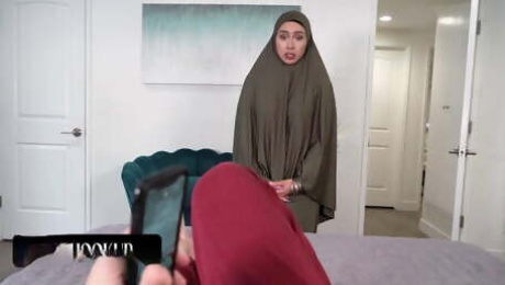 Horny Stepson Teaches Middle Eastern Stepmom Lilly Hall